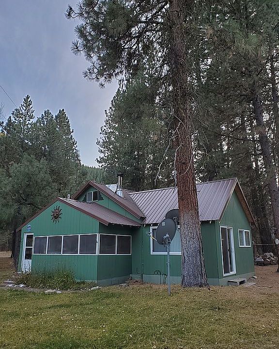 1st image of 2055 N Pine Featherville Rd