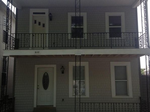 532 Forest Ave APT 2