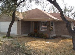 1137 Jackson Rd, Kerrville, TX 78028