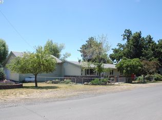 316 E Spring St, Condon, OR 97823