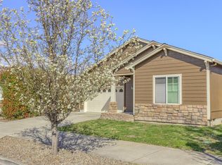 851 S Haskell St, Central Point, OR 97502