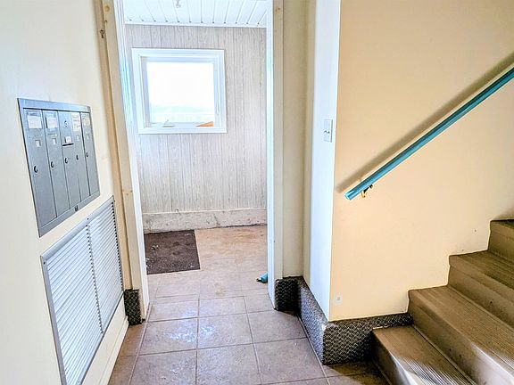 3rd image of 2102 Cannontown Rd