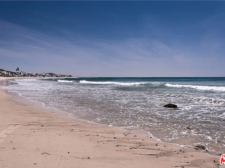 23956 Malibu Rd — Photo 26