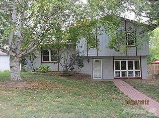 5513 Rock Springs Rd, Saint Joseph, MO 64505