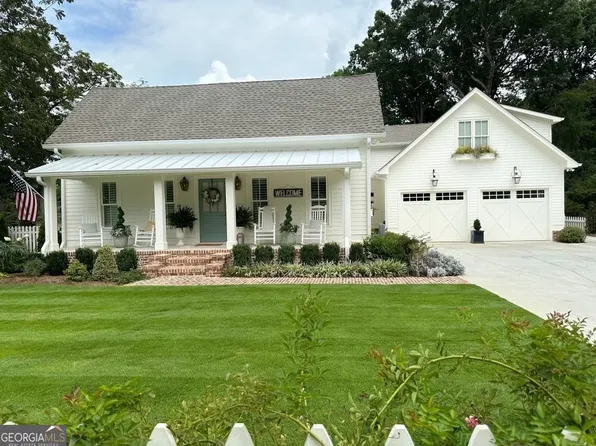 9656 Davis St, Braselton, GA 30517