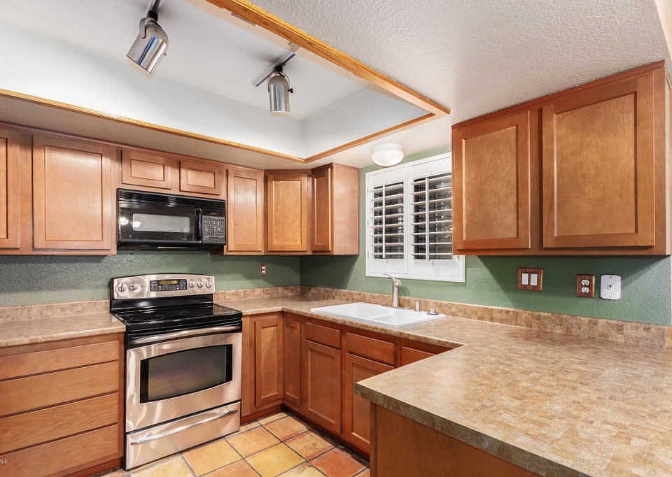 1st image of 3635 N 37th St Unit 2