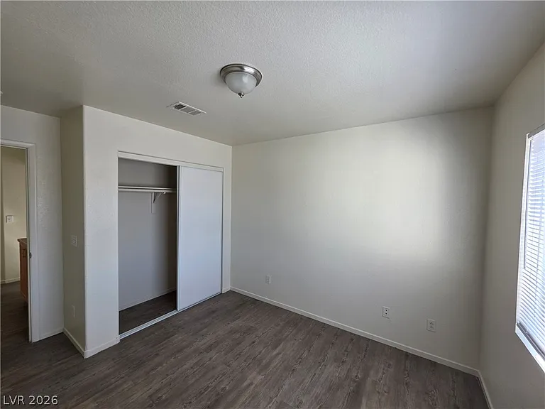 8829 Cornwall Glen Ave — Photo 38
