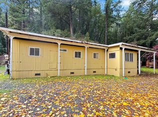 5011 Canyon Road, Willits, CA 95490