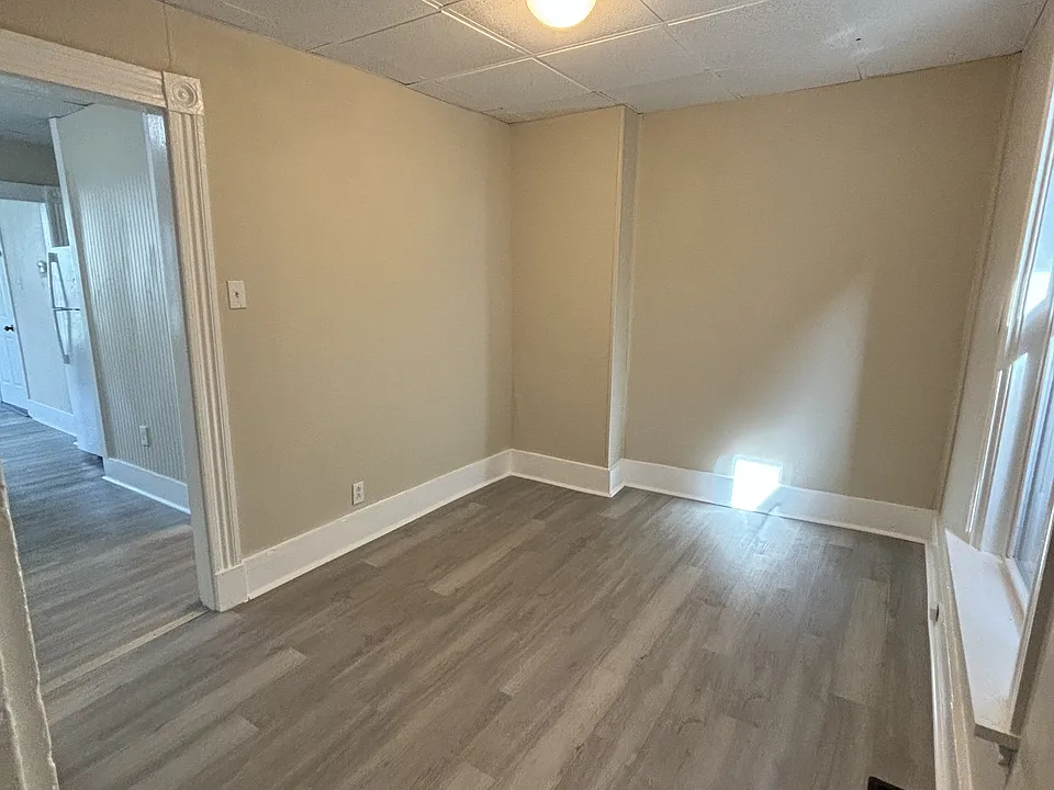 53 S Park St #1