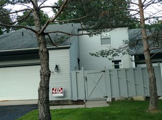 2975 Breckenridge Dr, Brighton, MI 48114