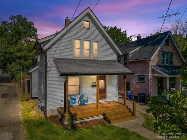 904 Brown St, Ann Arbor, MI 48104