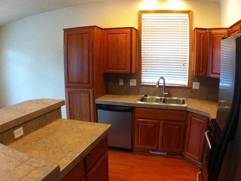 38640 Barlow Pkwy — Photo 5