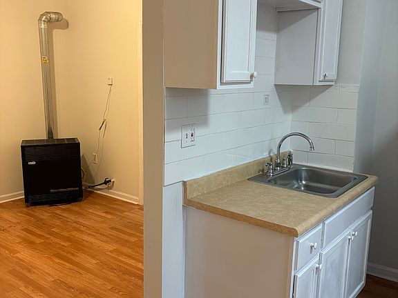 3rd image of 1353 N Bosworth Ave #2-B