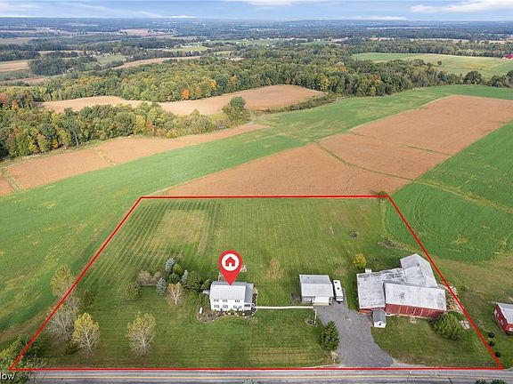 4th image of 310 County Road 1675