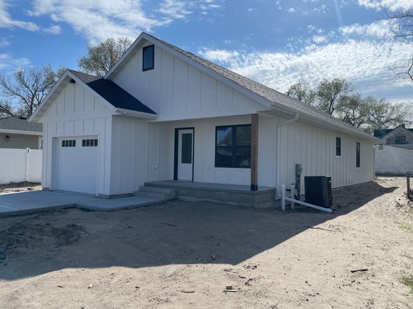 217 N Ray St, Valentine, NE 69201