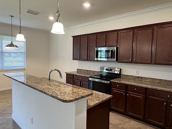 4th image of 2054 Minneola St