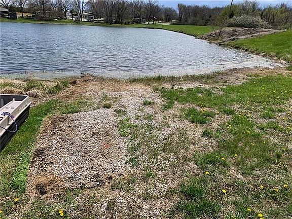 3rd image of 274 N Linn Valley Dr