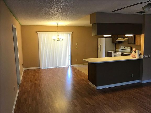 4th image of 4700 Cartegena Ct