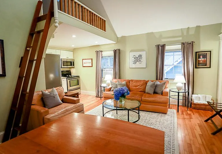 10 Holbrook St #11 — Photo 3
