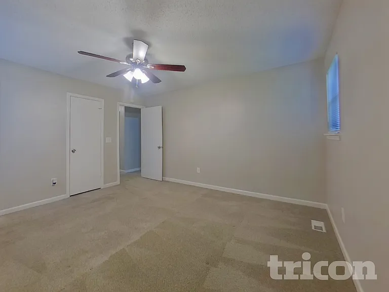 17 Paces Meadows Dr — Photo 7