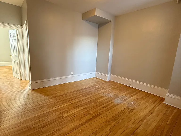 337 James St #1 — Photo 7
