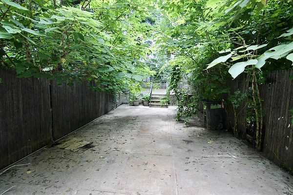 Rented by Empire Deeds LLC  | media 30