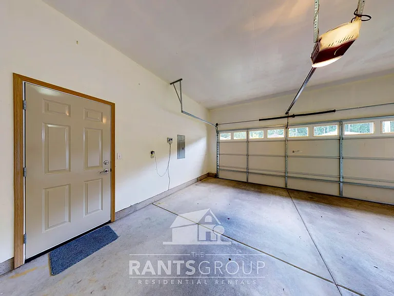 8242 Bainbridge Loop NE — Photo 24