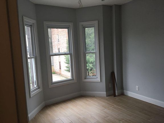 2nd image of 10424 116th St #2