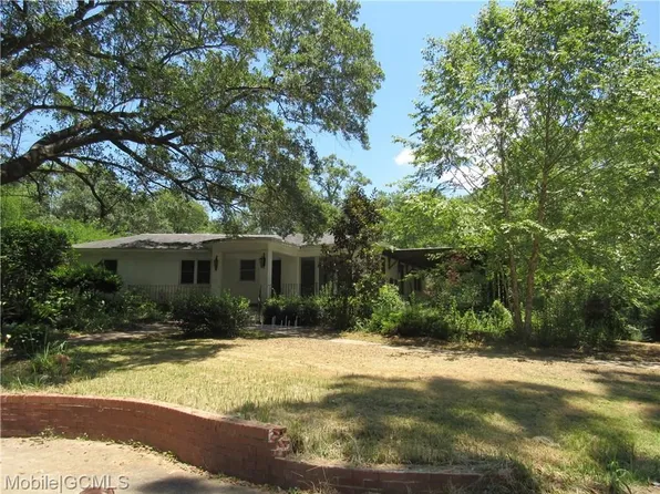 1913 Wildwood Pl, Mobile, AL 36609
