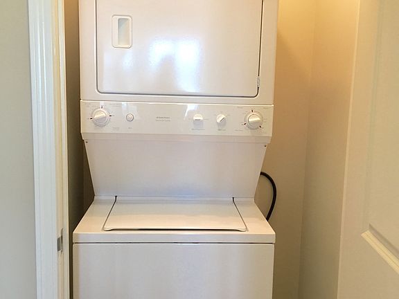 In Unit Washer and Dryer
