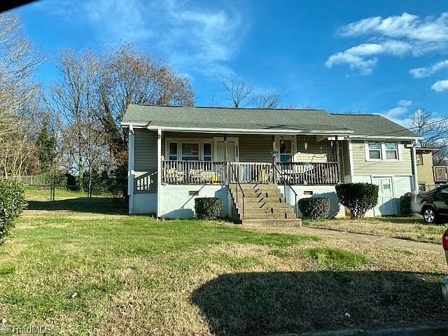 2nd image of 1107 Manly St