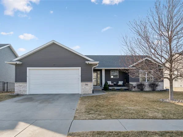 5946 Rock Ridge Dr, Marion, IA 52302