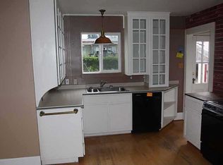 340 S 2nd St, Cathlamet, WA 98612