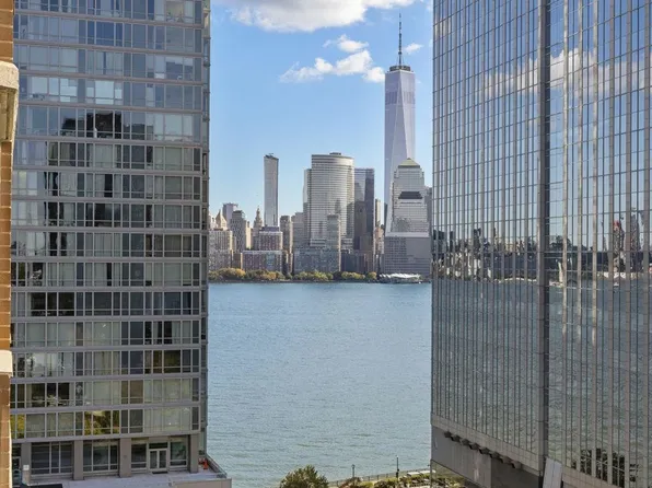 20 2nd Street image 14 of 17