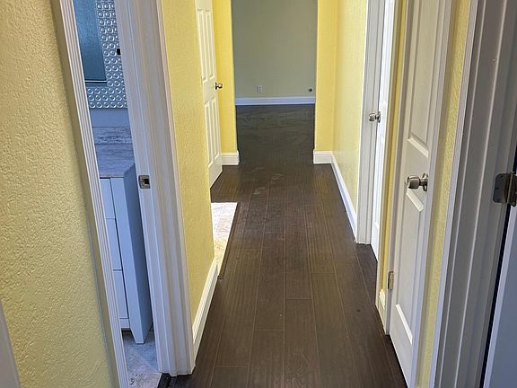 4th image of 5506 Thornwood Dr