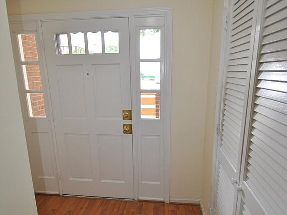 3rd image of 14486 Cool Oak Ln