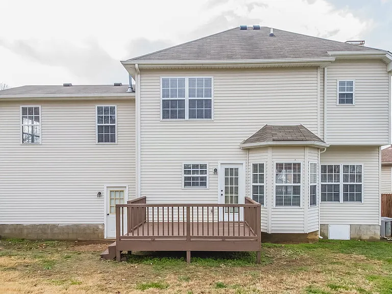 209 Chandlers Pass Ct — Photo 16