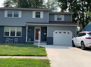 6147 Larchway Rd, Toledo, OH 43613