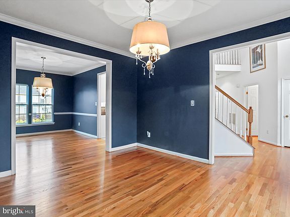 4th image of 262 Maddex Farm Dr
