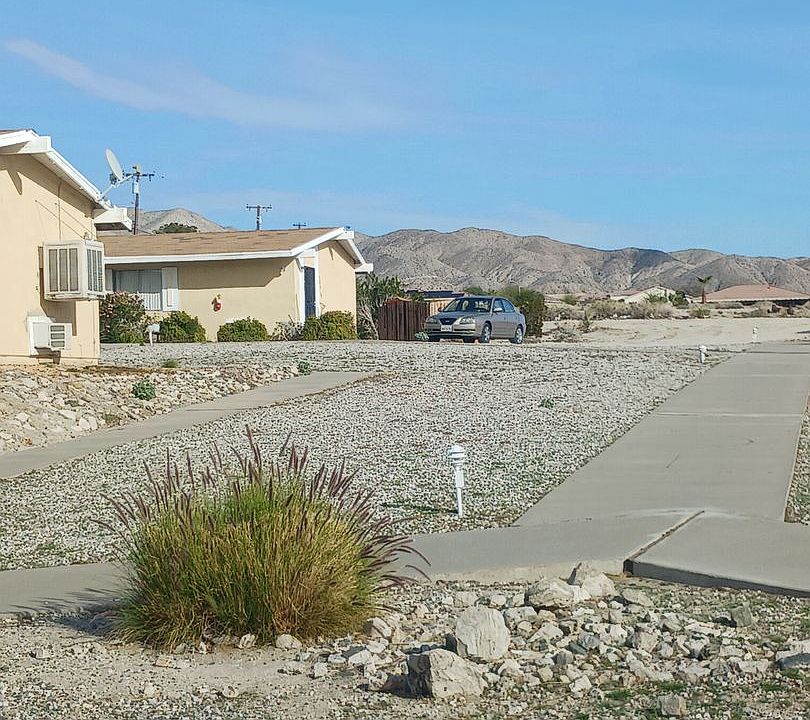 2nd image of 13704-13728 Avenida Hermosa #13720