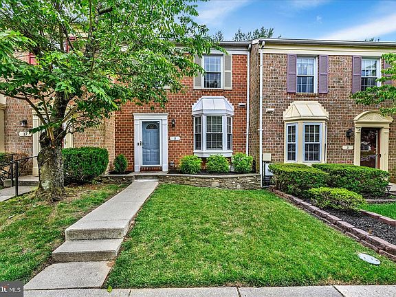 2nd image of 19 Wellspring Cir