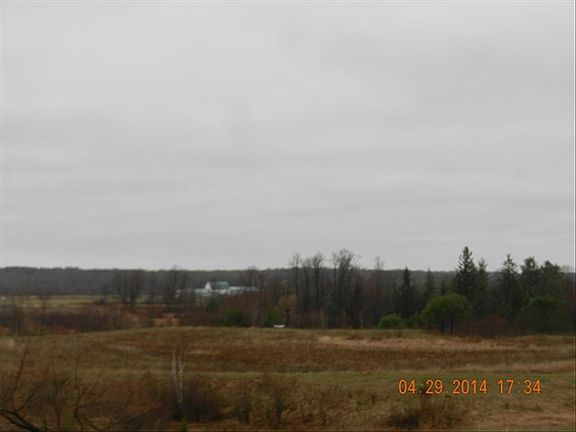 5th image of W13871 Shiner Dr