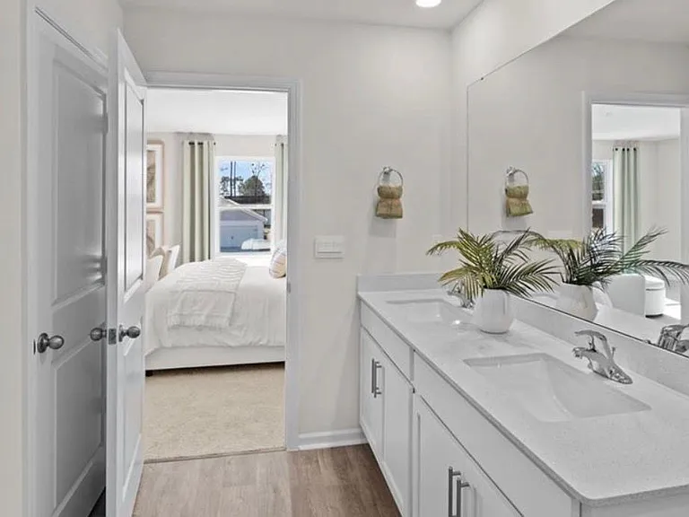131 Chessie Rd — Photo 9