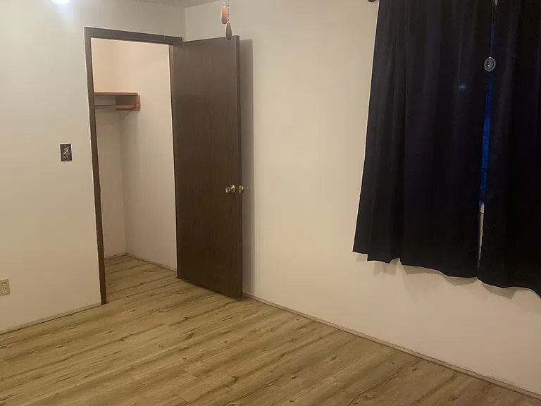 2843 Tongass Ave #4 — Photo 10