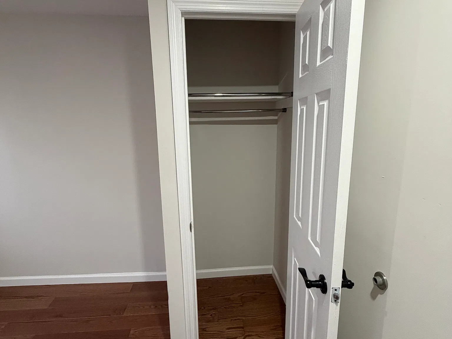 5 bed, 1566 sqft, $2,000 — Photo 4