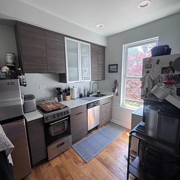 419 W Eugenie St #2R — Photo 3