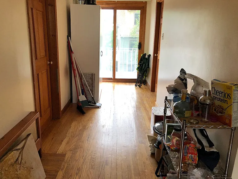 92 Coolidge St #2 — Photo 4