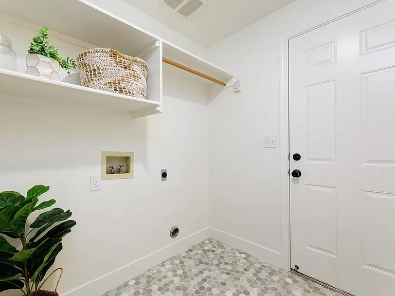 5644 S Daffodil Pl — Photo 21