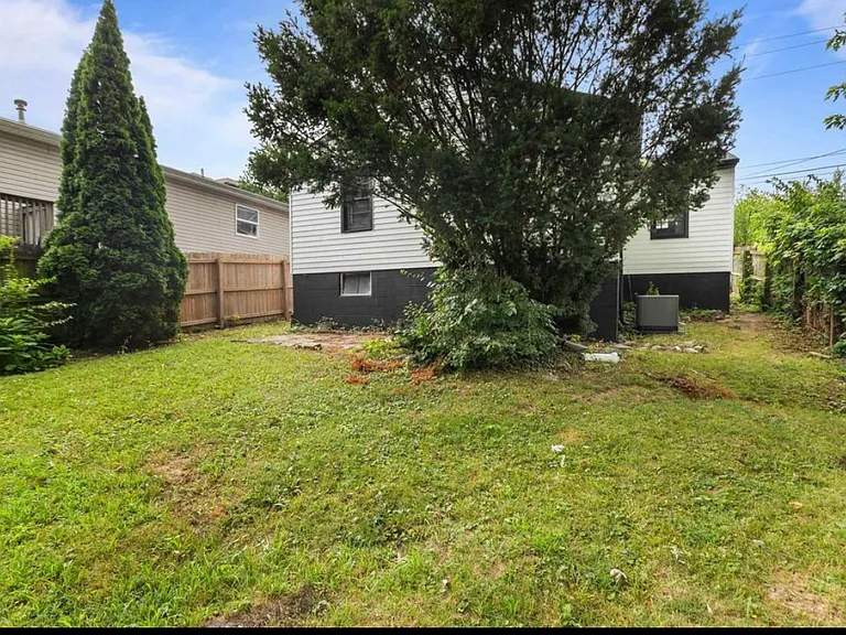 404 E Vaile Ave — Photo 15