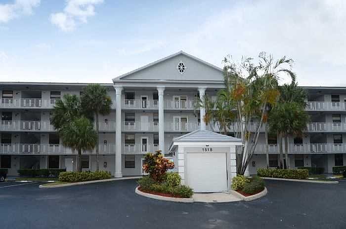 1st image of 1518 Whitehall Dr APT 104